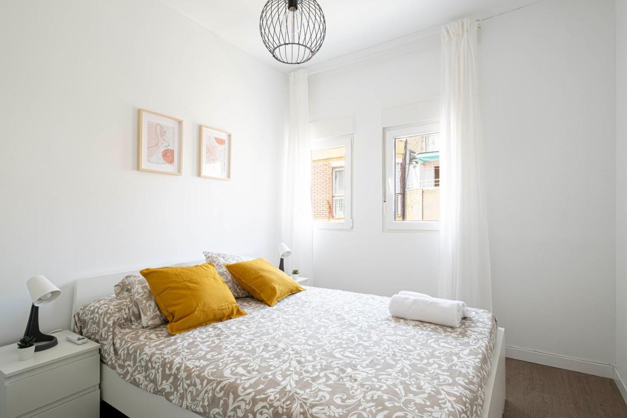 Apartment Beach Picasso Sant Adrià de Besòs Extérieur photo